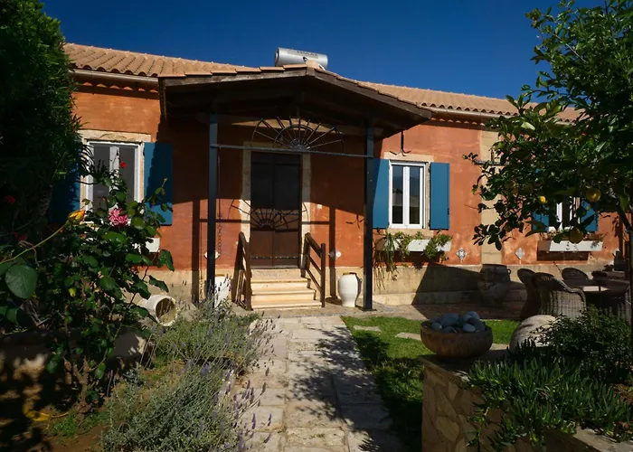 Maria Kefalonia * Metaxata